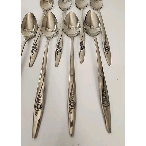 Lot Of 8 Oneidacraft Deluxe Stainless Steel Long Teaspoons Lasting Rose Pattern - Picture 2 of 4